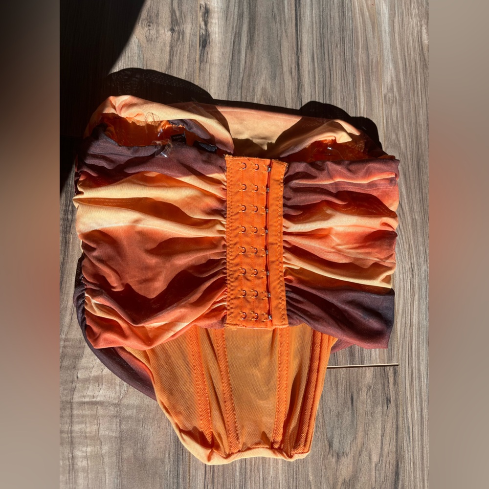 Windsor Orange Sunset Top - Picture 4 of 6